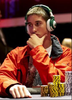 Daniel 'mrGR33n13' Colman